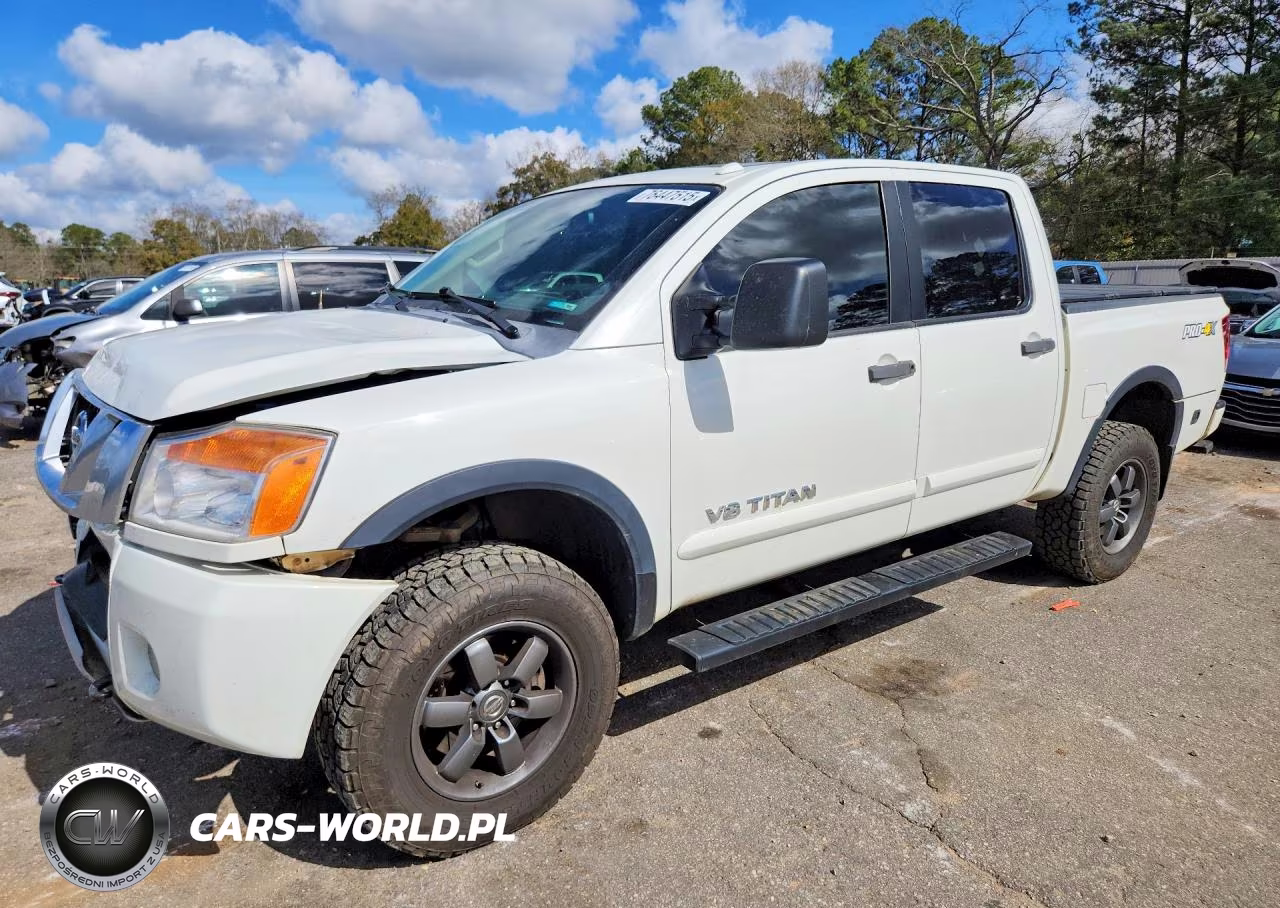 2015 Nissan Titan S