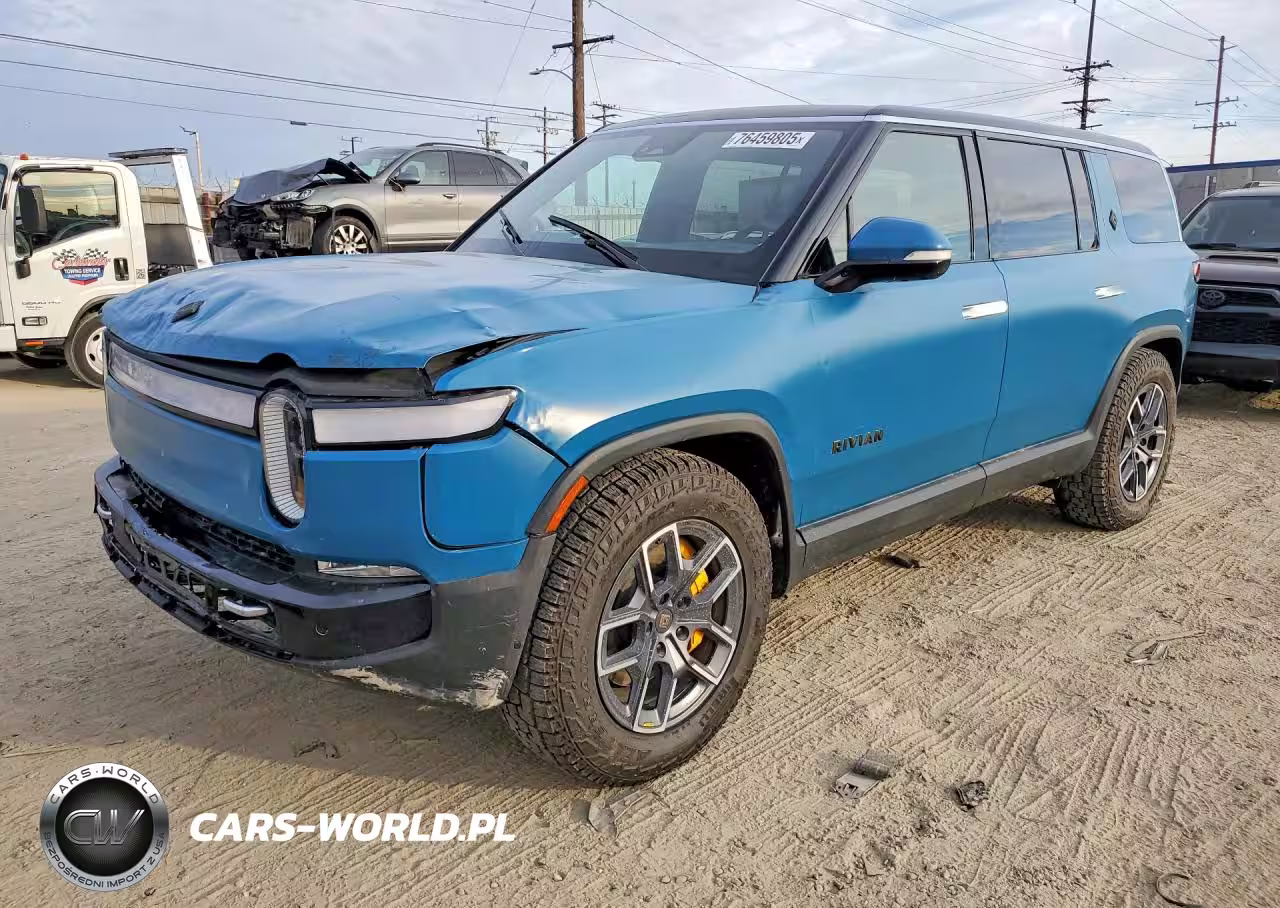 2023 Rivian R1S Adventure