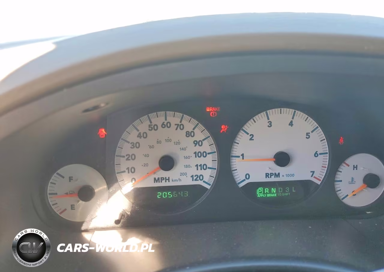 2005 Dodge Grand Caravan Sxt VIN:2D4GP44L75R218197 - 9