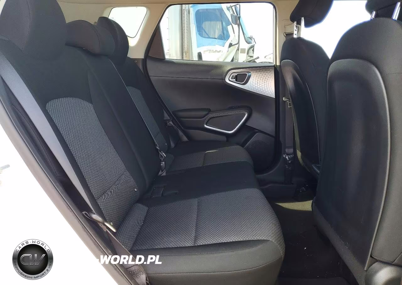 2020 Kia Soul Lx VIN:KNDJ22AU9L7051150 - 11