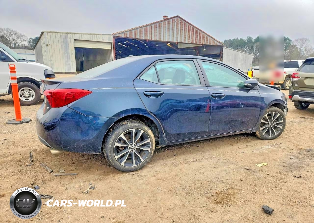 2017 Toyota Corolla L VIN:5YFBURHE8HP737739 - 3