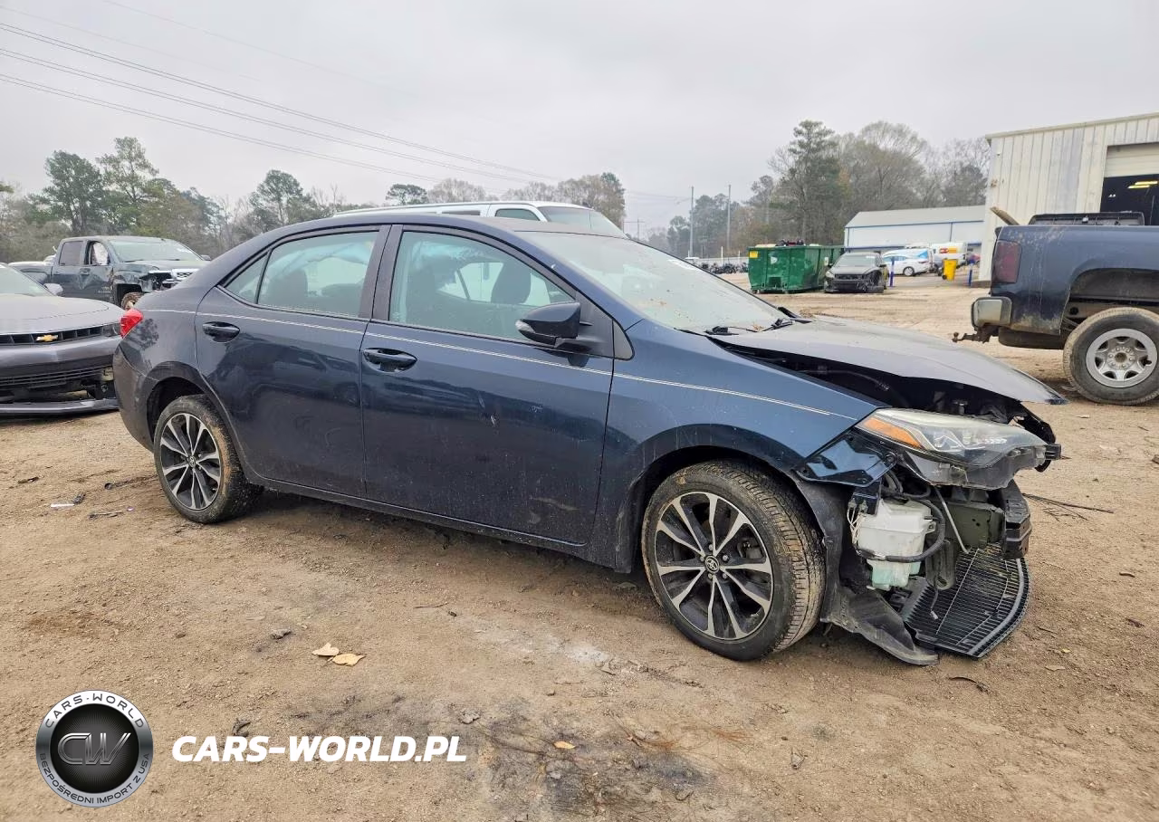 2017 Toyota Corolla L VIN:5YFBURHE8HP737739 - 4