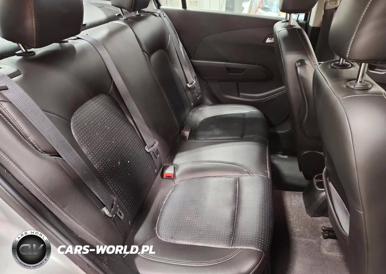 2015 Chevrolet Sonic Ltz VIN:1G1JE5SB6F4185294 - 10