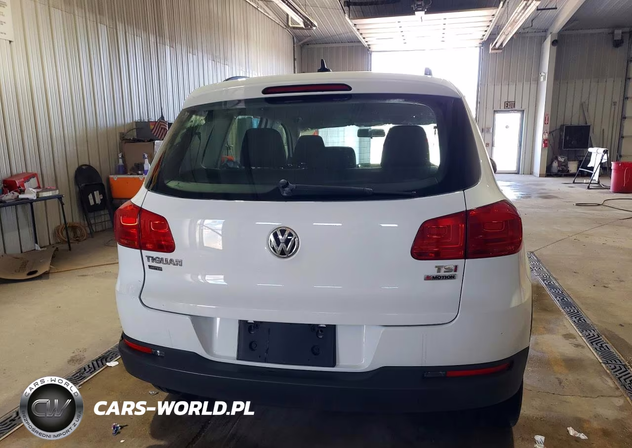 2017 Volkswagen Tiguan S VIN:WVGBV7AX7HK050369 - 6
