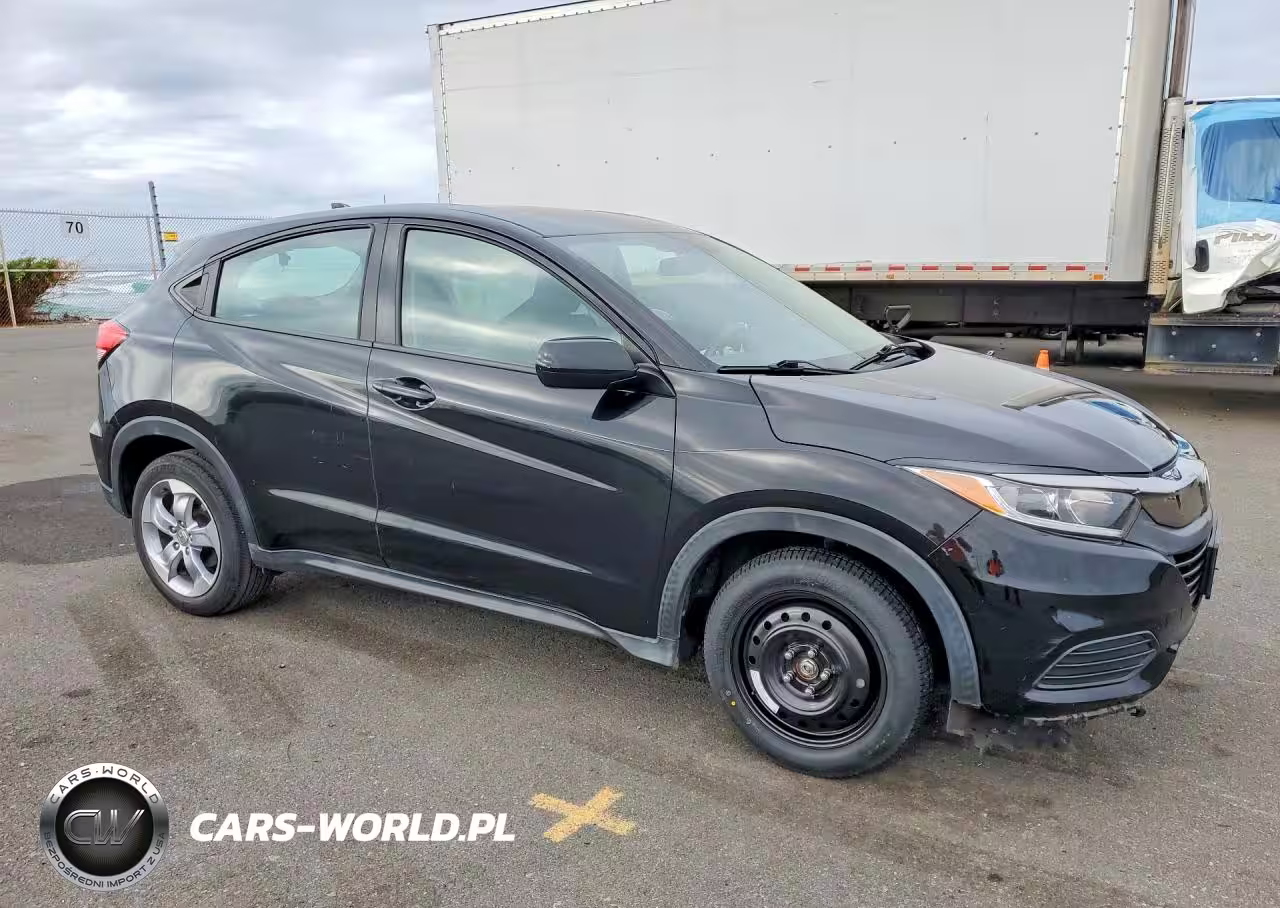 2020 Honda Hr-V Lx VIN:3CZRU5H30LM703360 - 4