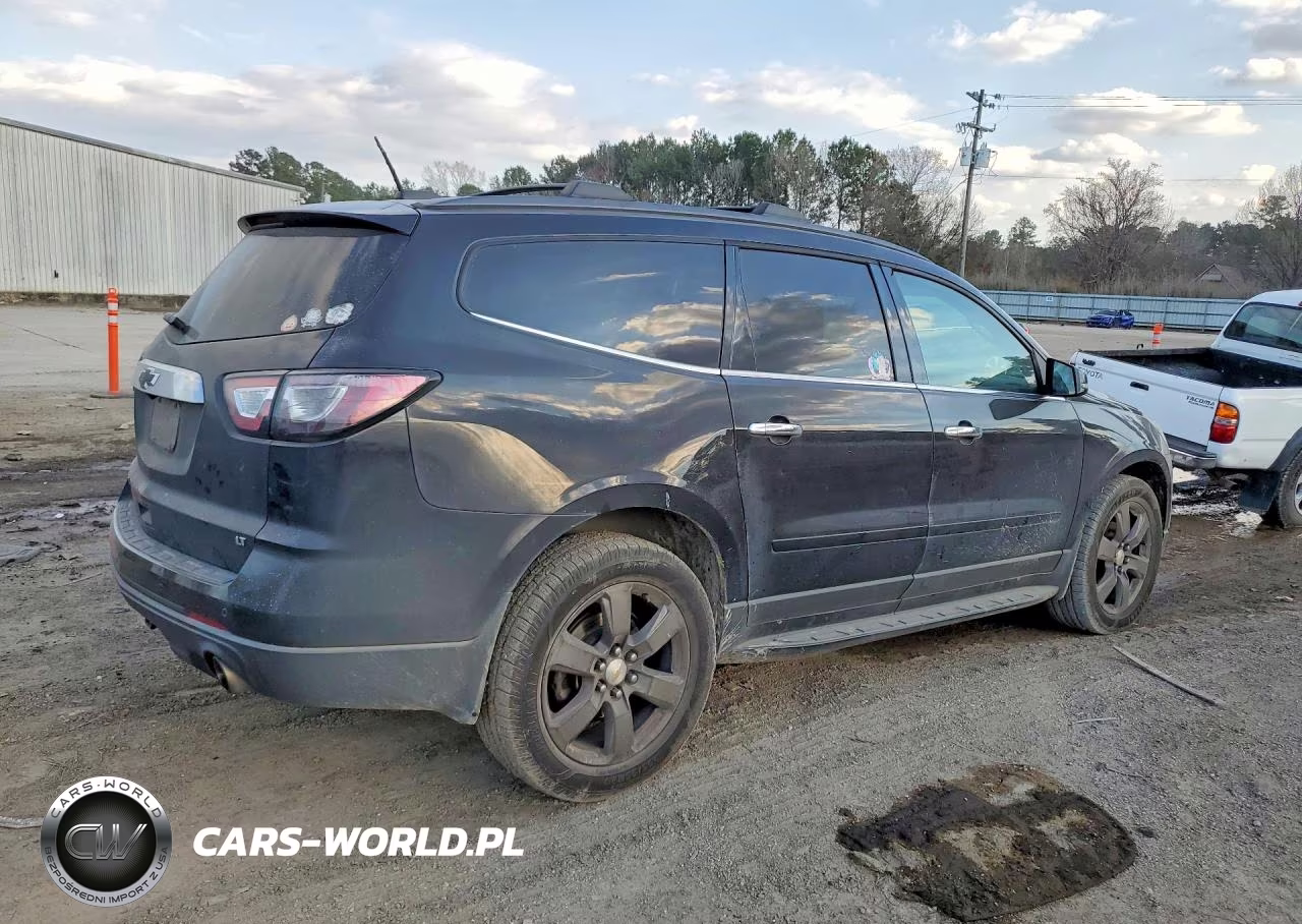 2017 Chevrolet Traverse Lt VIN:1GNKRHKD2HJ232335 - 3