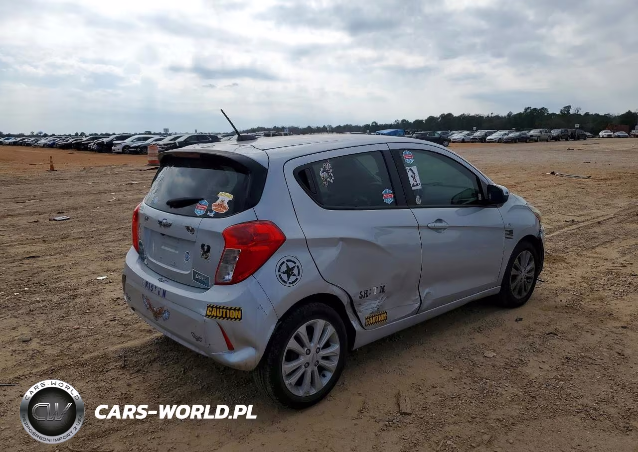 2018 Chevrolet Spark 1Lt VIN:KL8CD6SA5JC437995 - 3