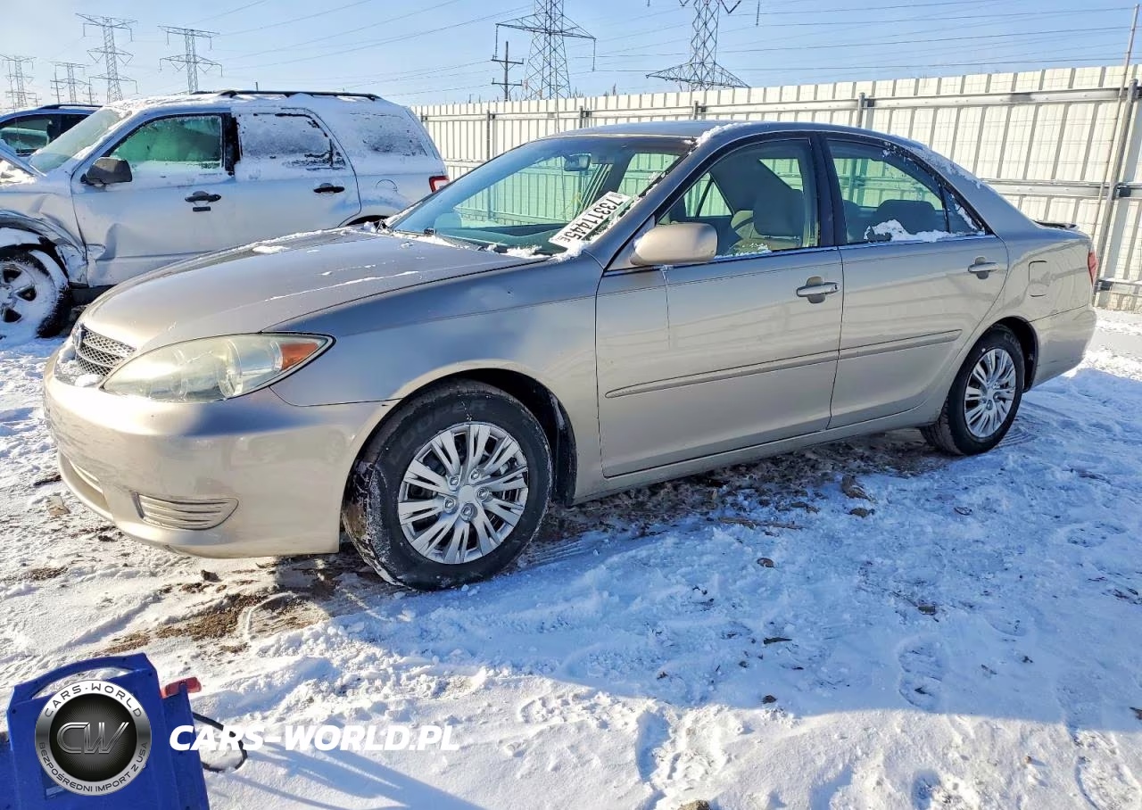 2005 Toyota Camry Le