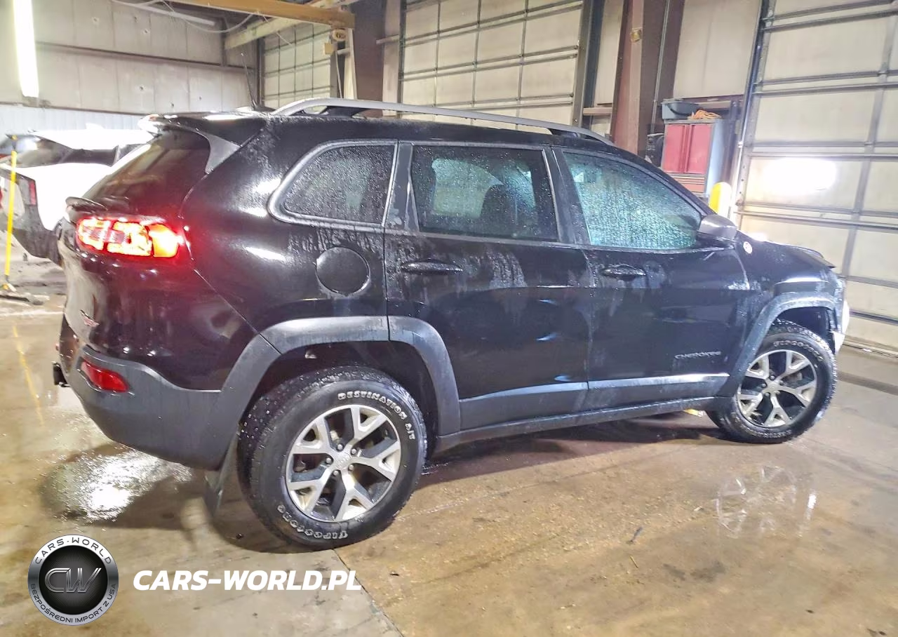 2018 Jeep Cherokee Trailhawk VIN:1C4PJMBX8JD619873 - 4