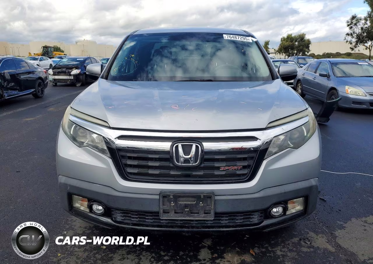 2019 Honda Ridgeline Sport VIN:5FPYK3F17KB037346 - 5