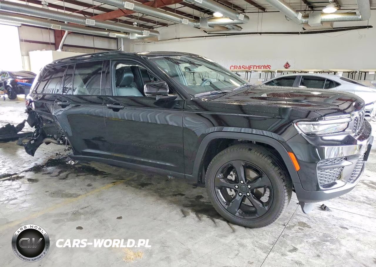 2025 Jeep Grand Cherokee Laredo VIN:1C4RJHAG9SC292084 - 4