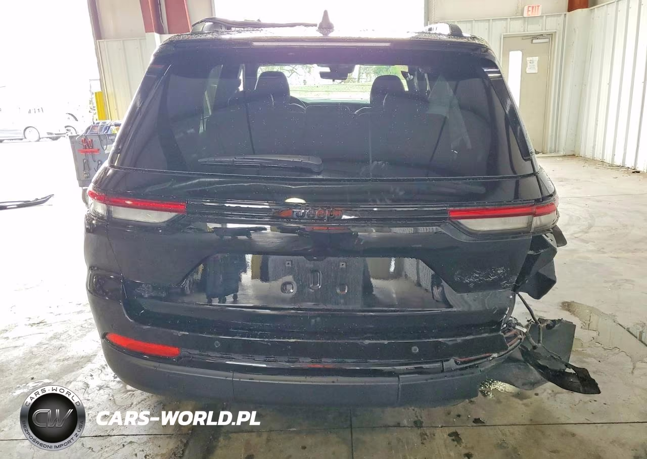 2025 Jeep Grand Cherokee Laredo VIN:1C4RJHAG9SC292084 - 6