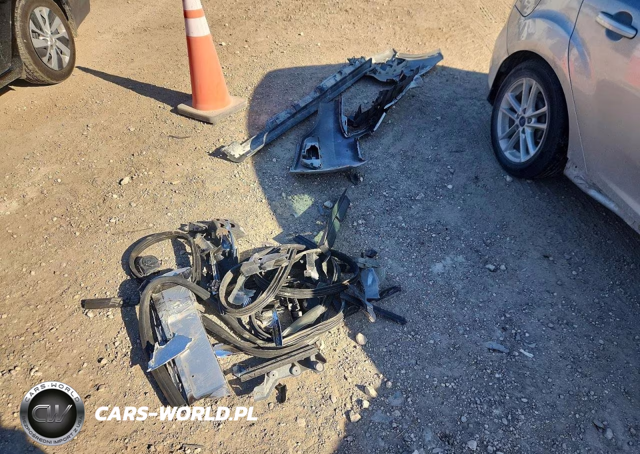 2016 Ford Focus Se VIN:1FADP3K29GL348696 - 12