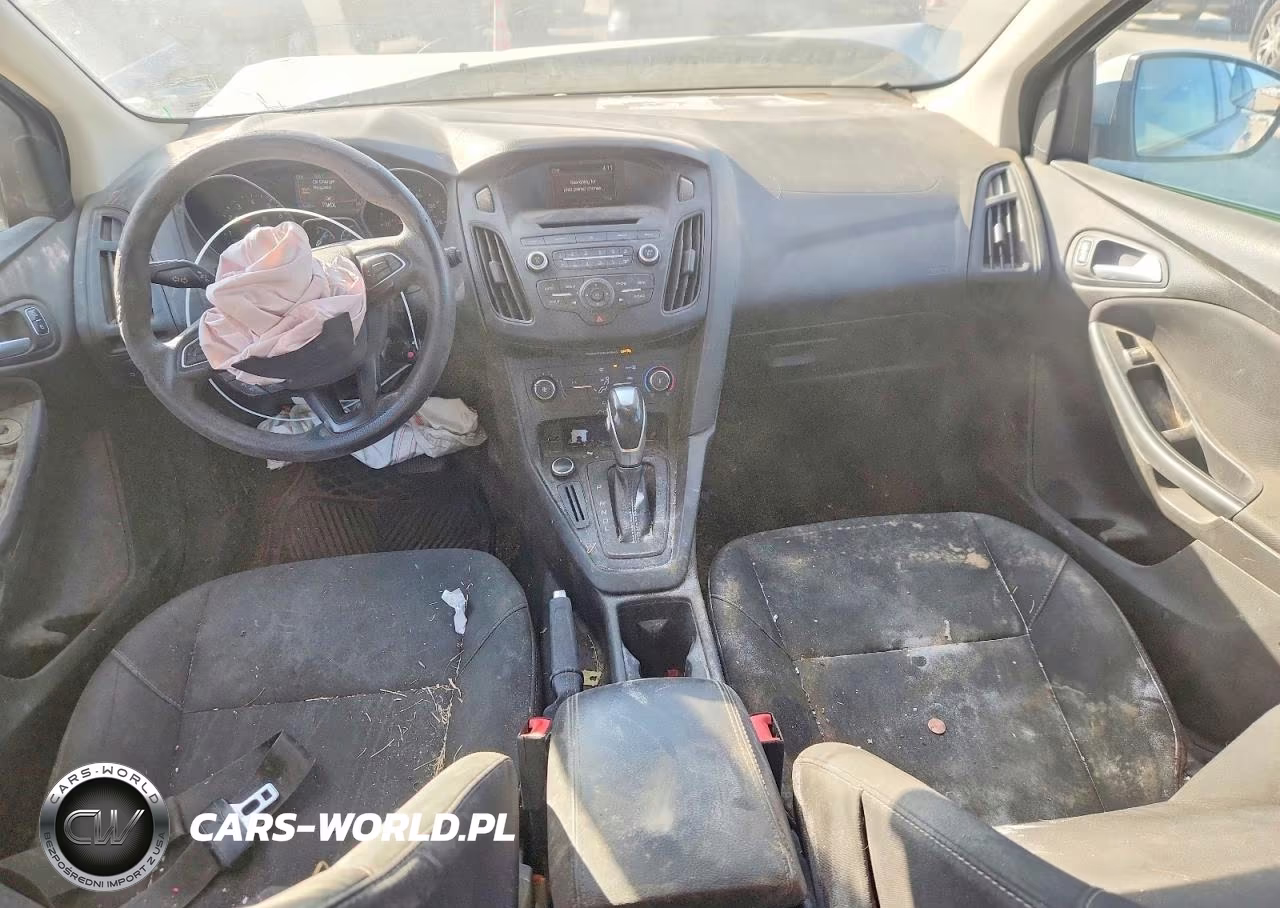 2016 Ford Focus Se VIN:1FADP3K29GL348696 - 8