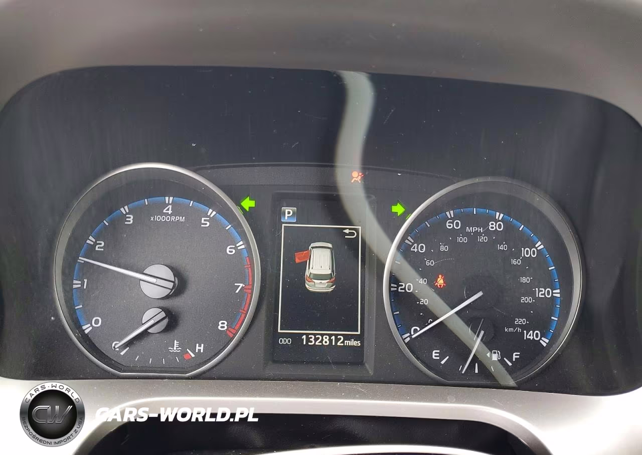 2018 Toyota Rav4 Le VIN:JTMZFREV1JJ173150 - 9