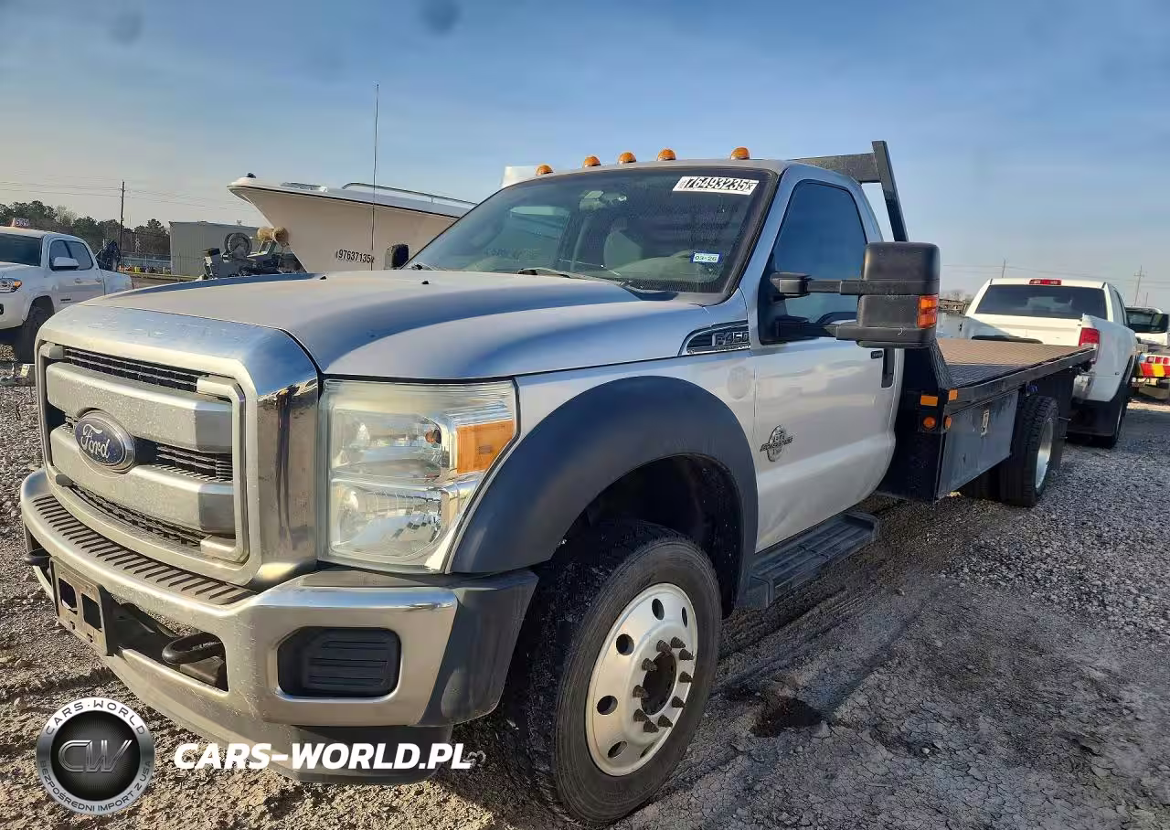 2014 Ford F450 Super Duty Flatbed Truck