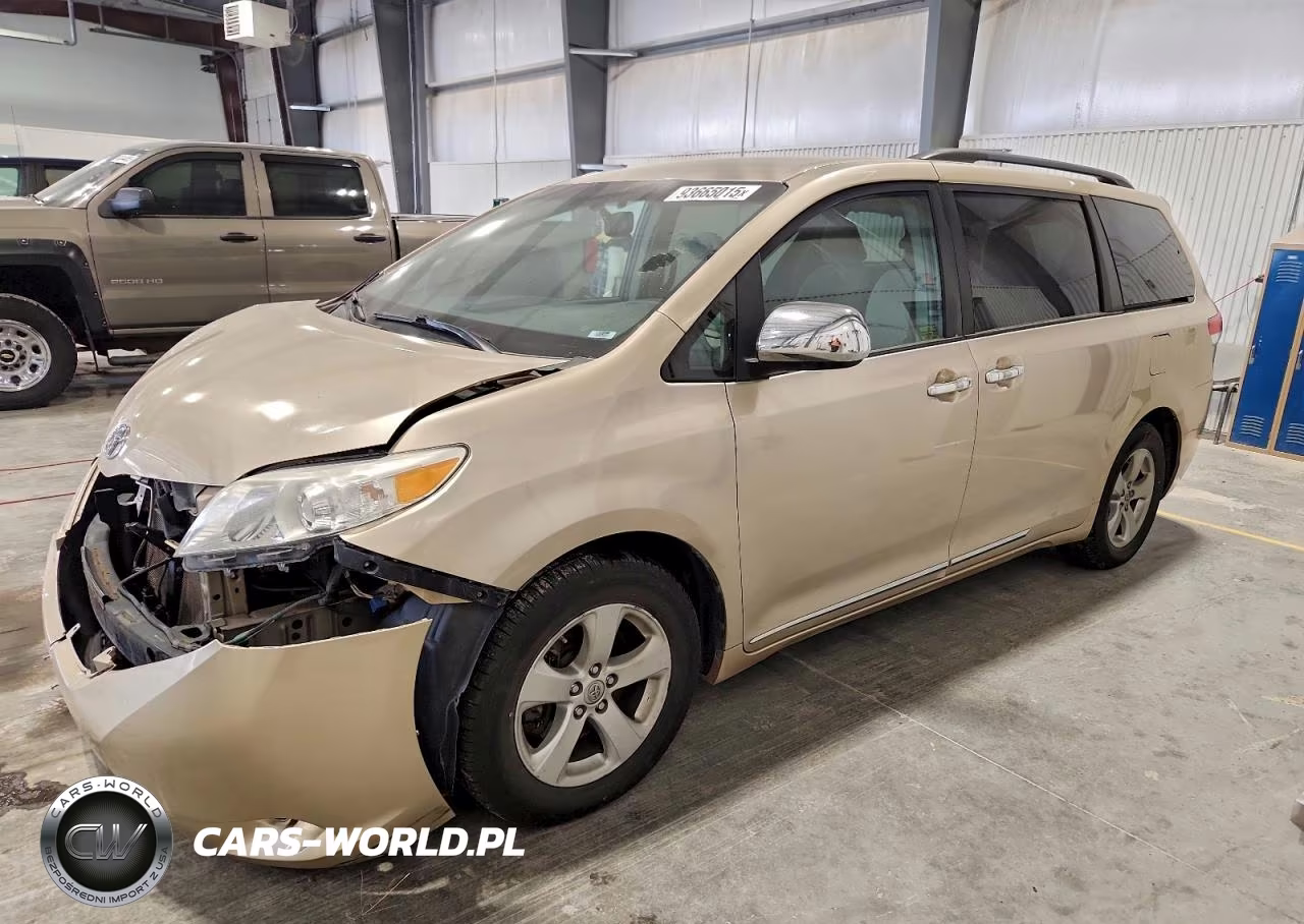 2014 Toyota Sienna Le