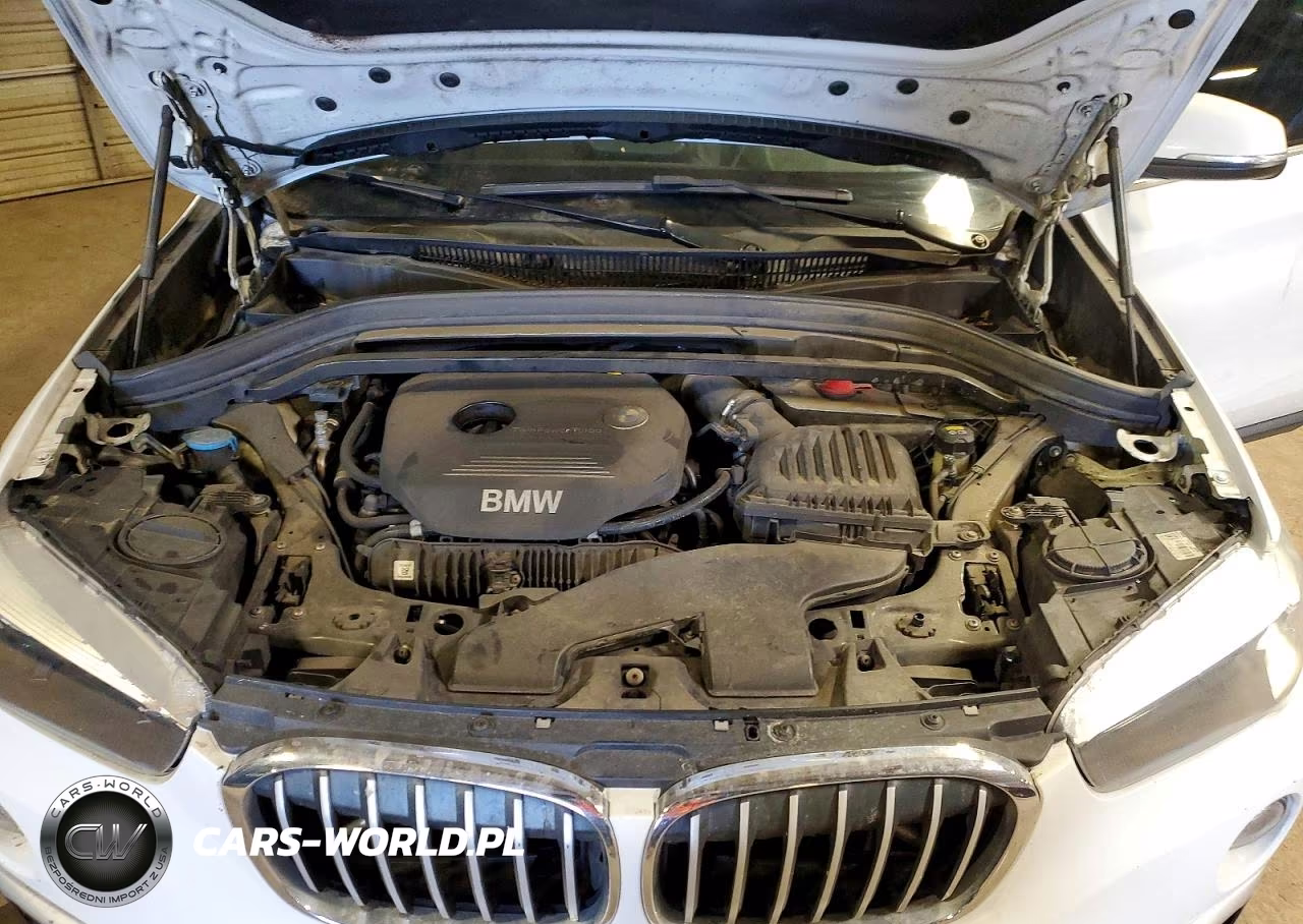 2018 BMW X1 xDrive28I VIN:WBXHT3C35J3H32504 - 12