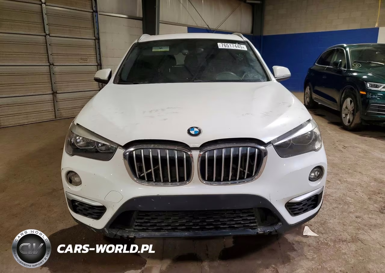 2018 BMW X1 xDrive28I VIN:WBXHT3C35J3H32504 - 5