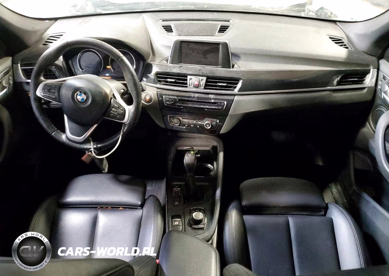 2018 BMW X1 xDrive28I VIN:WBXHT3C35J3H32504 - 8