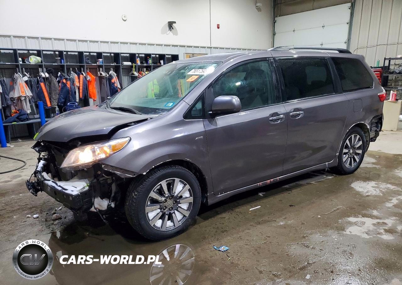 2019 Toyota Sienna Xle