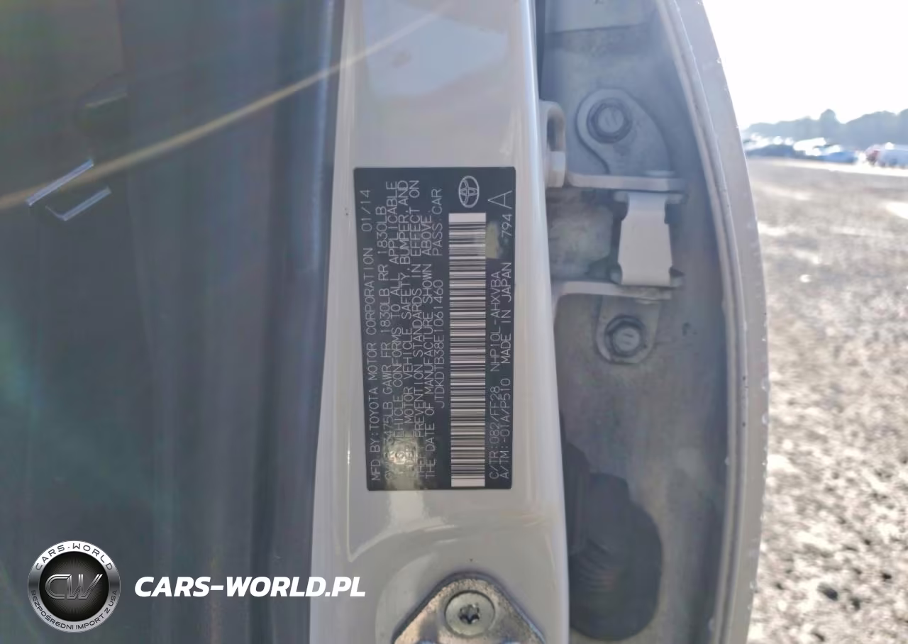 2014 Toyota Prius C Two VIN:JTDKDTB38E1061460 - 12