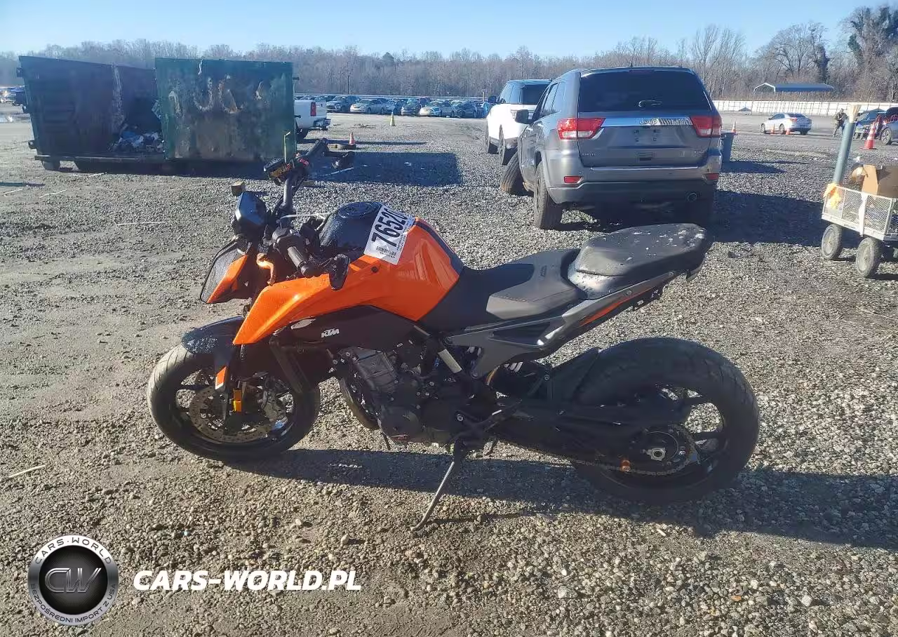 2023 Ktm 790 Duke VIN:LCETU7408PH700364 - 3