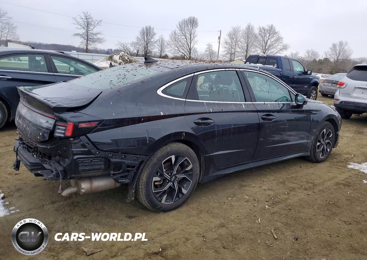 2025 Hyundai Sonata Sel VIN:KMHL64JA1SA515432 - 3