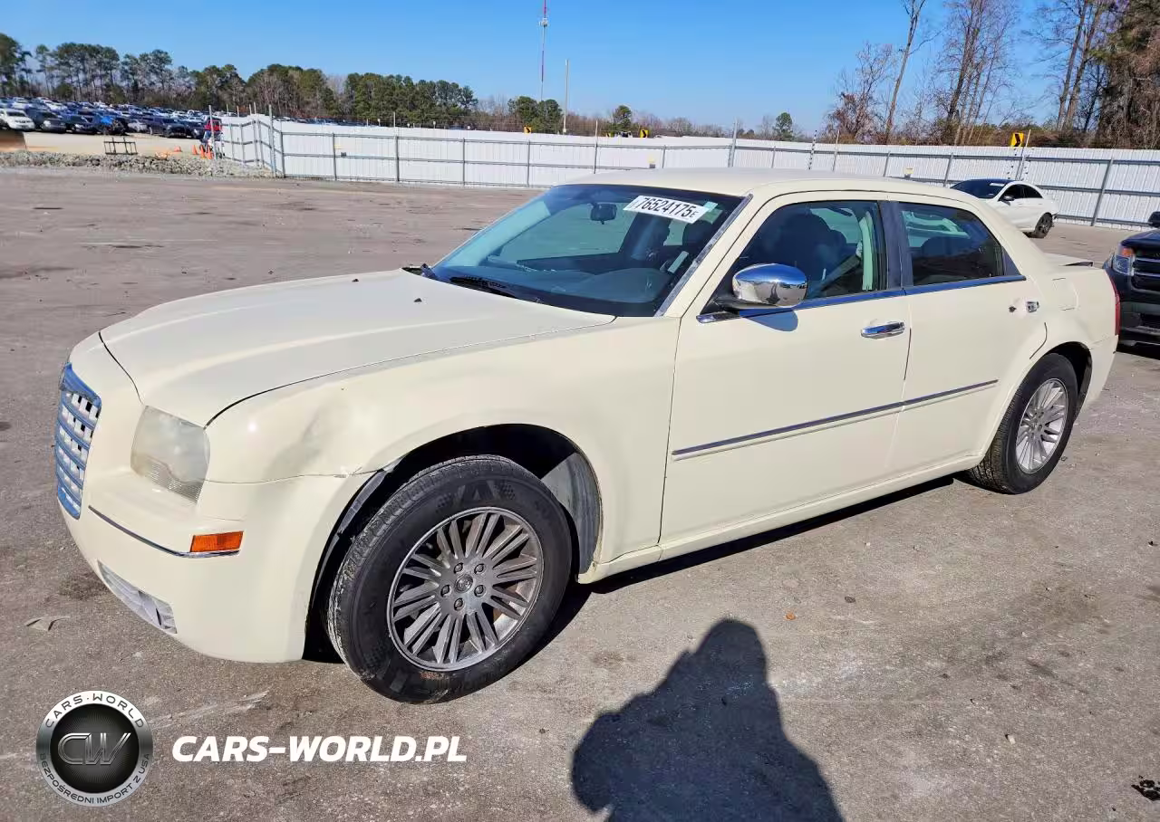 2010 Chrysler 300 Touring