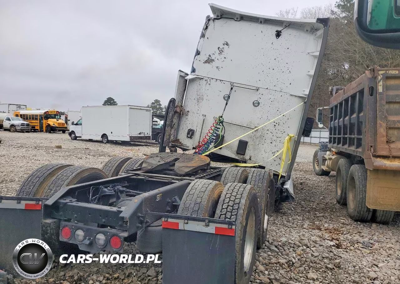 2025 Kenworth Construction T680 VIN:1XKYDP9X0SJ163460 - 4