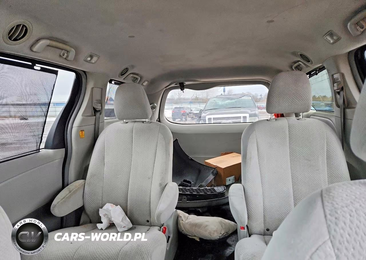 2011 Toyota Sienna Le VIN:5TDJK3DC4BS023849 - 10