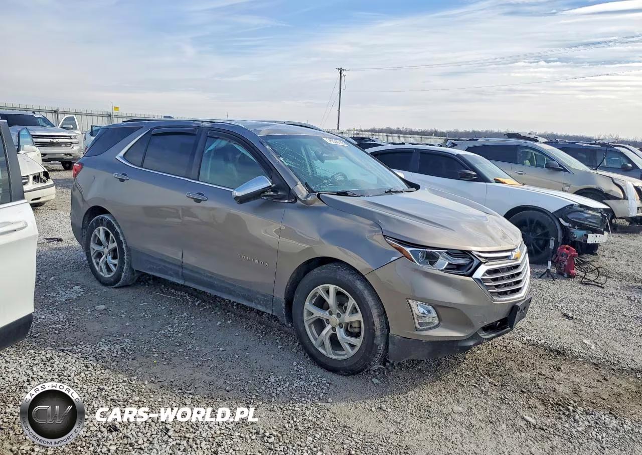 2018 Chevrolet Equinox Premier VIN:3GNAXMEV1JL122938 - 4