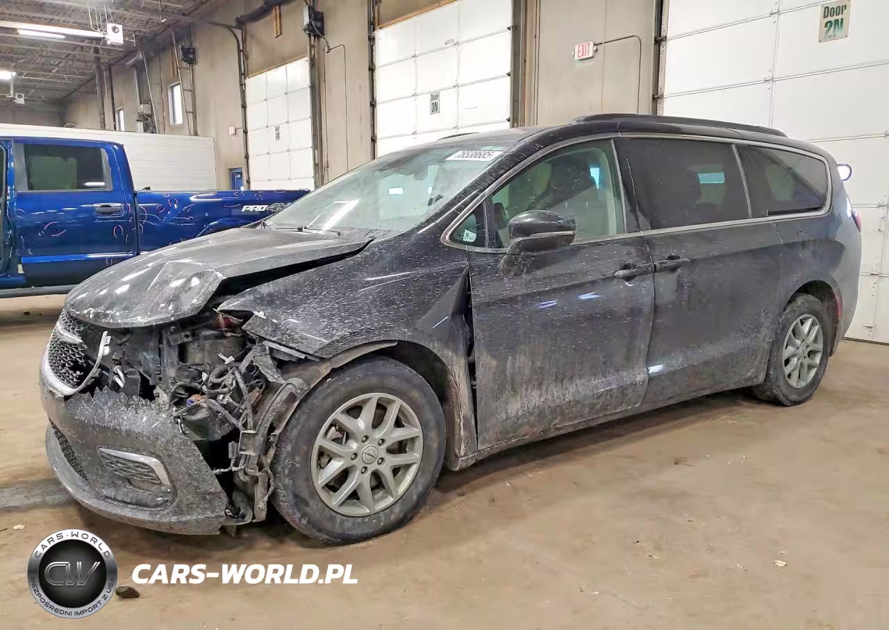 2022 Chrysler Pacifica Touring L