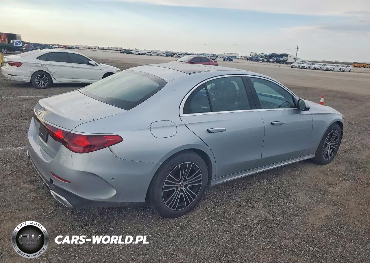2025 Mercedes-Benz E 350 4Matic VIN:W1KLF4HB3SA093849 - 3