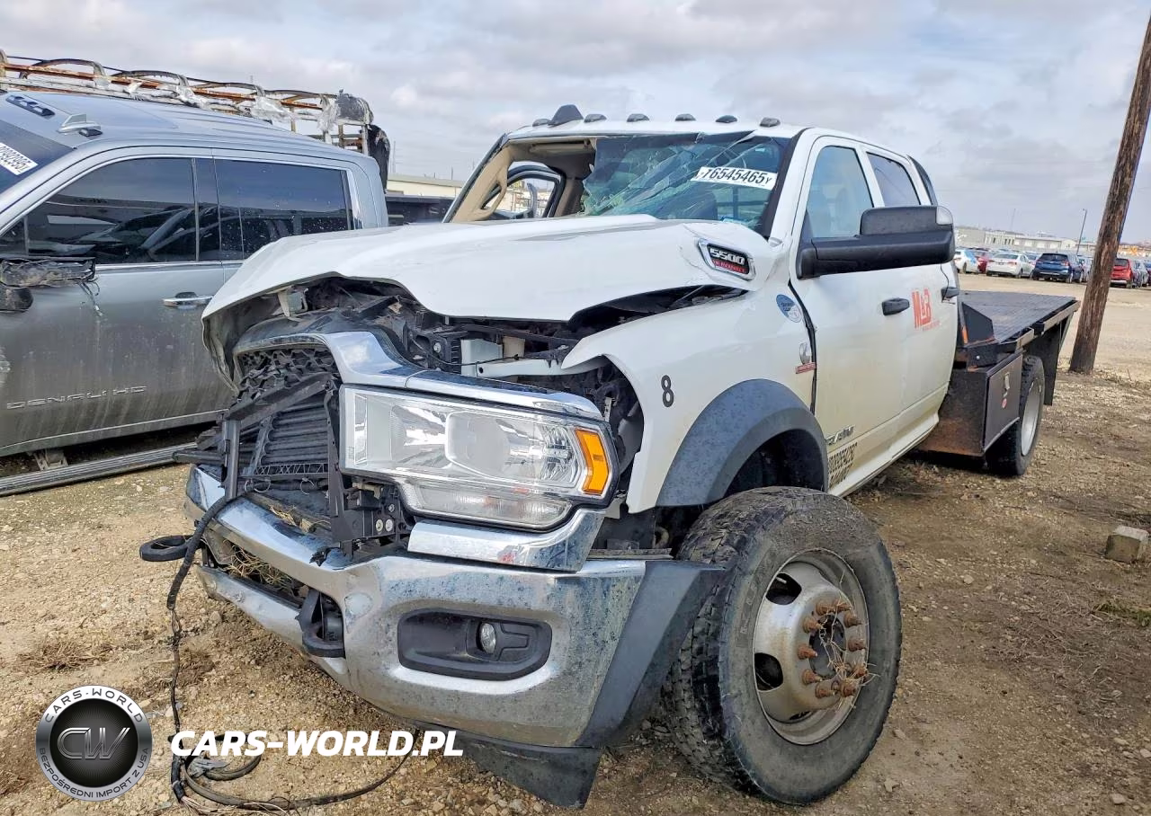 2020 Ram 5500 Flatbed Truck