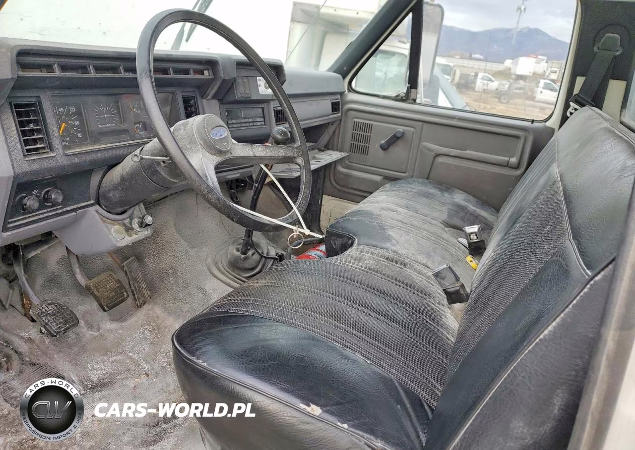 1995 Ford F700 Flatbed Truck VIN:1FDNF70J5SVA04083 - 8