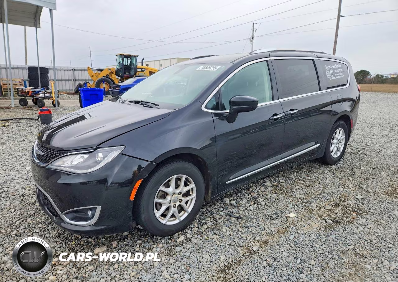 2020 Chrysler Pacifica Touring L