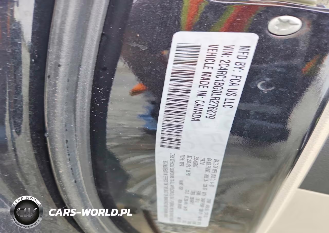 2020 Chrysler Pacifica Touring L VIN:2C4RC1BG0LR276879 - 13