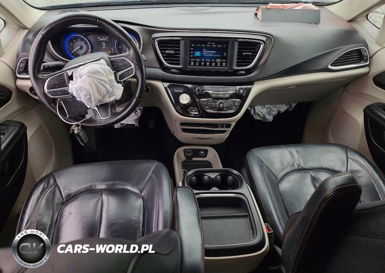 2020 Chrysler Pacifica Touring L VIN:2C4RC1BG0LR276879 - 8