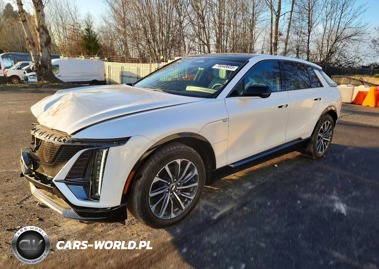 2024 Cadillac Lyriq Sport