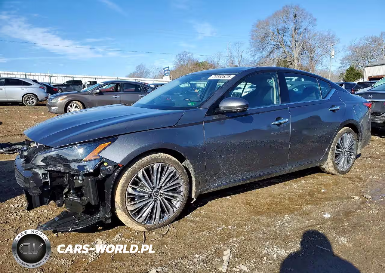 2025 Nissan Altima Sl