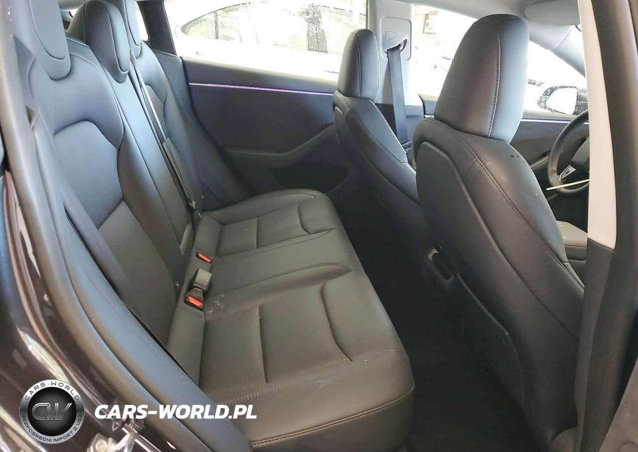 2025 Tesla Model 3 VIN:5YJ3E1EBXSF055168 - 11