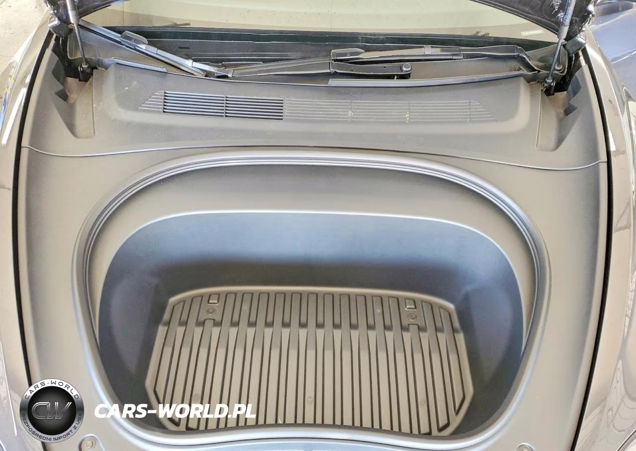 2025 Tesla Model 3 VIN:5YJ3E1EBXSF055168 - 12