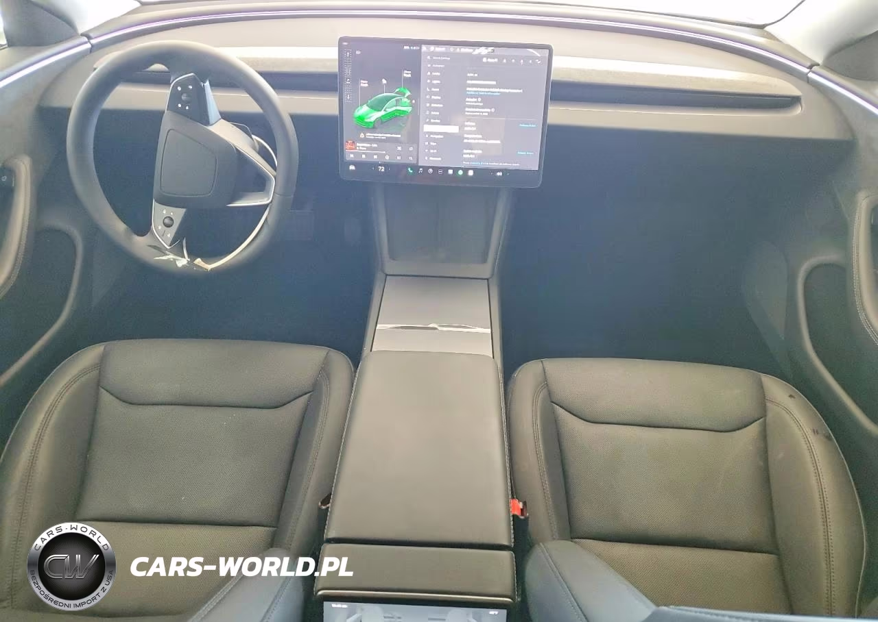2025 Tesla Model 3 VIN:5YJ3E1EBXSF055168 - 8