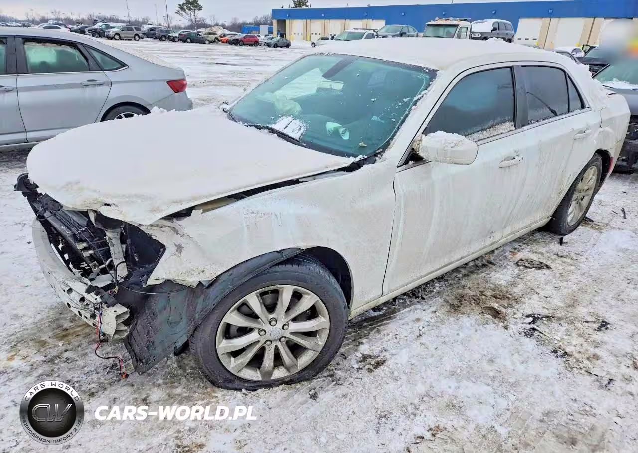2016 Chrysler 300 Limited