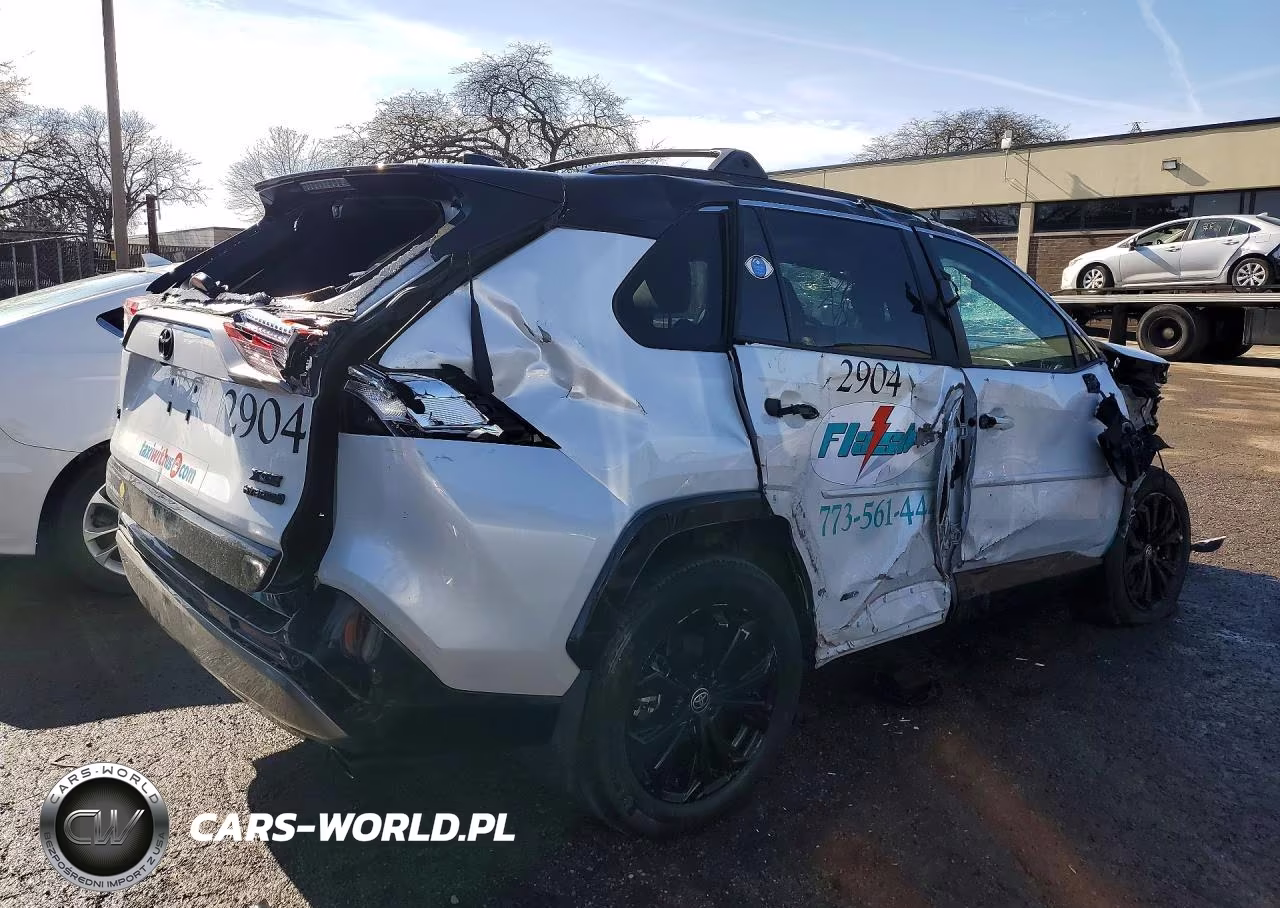 2024 Toyota Rav4 Xse VIN:4T3E6RFV5RU175106 - 3