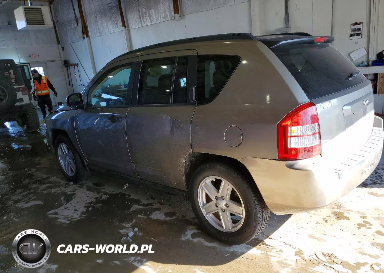 2010 Jeep Compass VIN:1J8FT47W07D204313 - 2