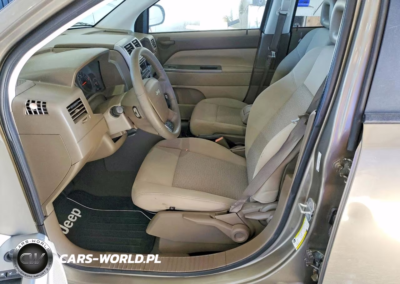 2010 Jeep Compass VIN:1J8FT47W07D204313 - 7