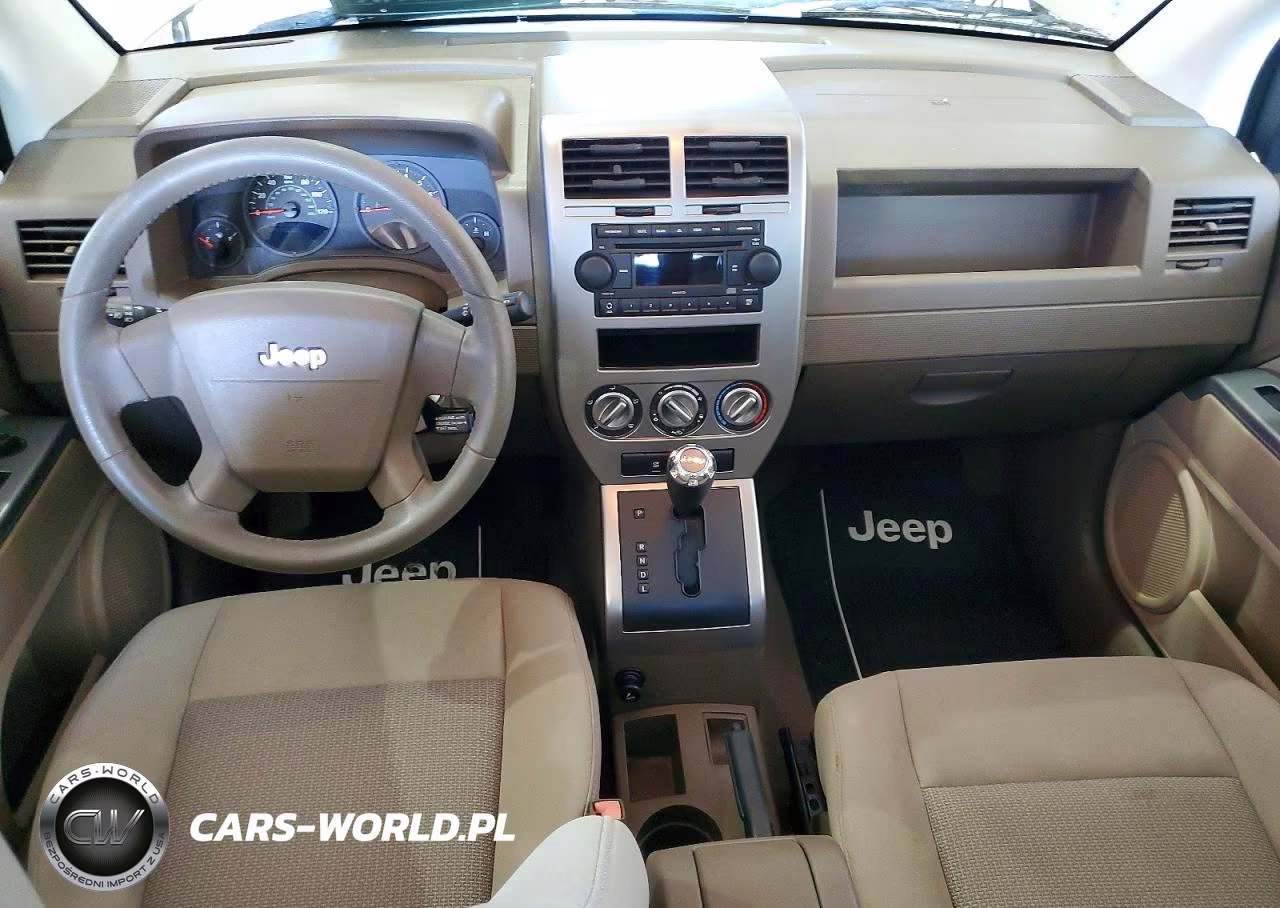 2010 Jeep Compass VIN:1J8FT47W07D204313 - 8