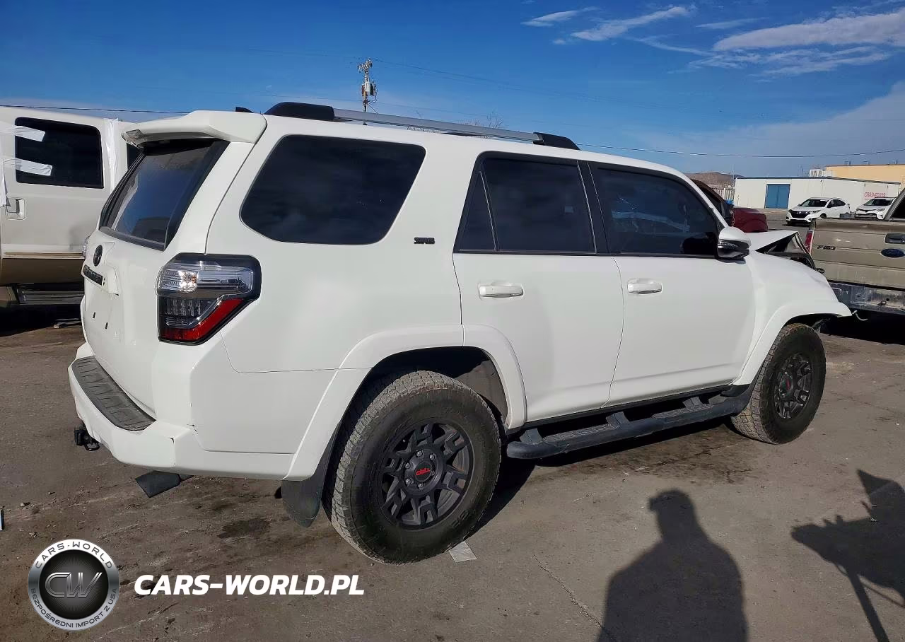 2022 Toyota 4Runner Sr5 VIN:JTEFU5JR7N5253816 - 3